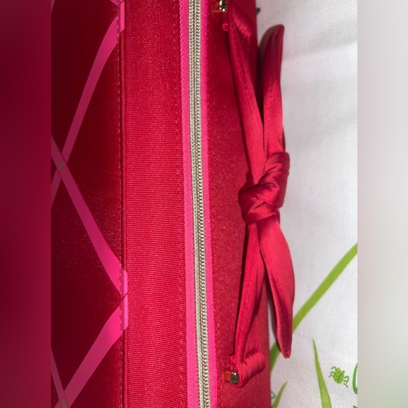 NEW Estée Lauder makeup case, NEW WITH PLASTIC COVER OVER ZIPPER TAGS - Picture 6 of 8